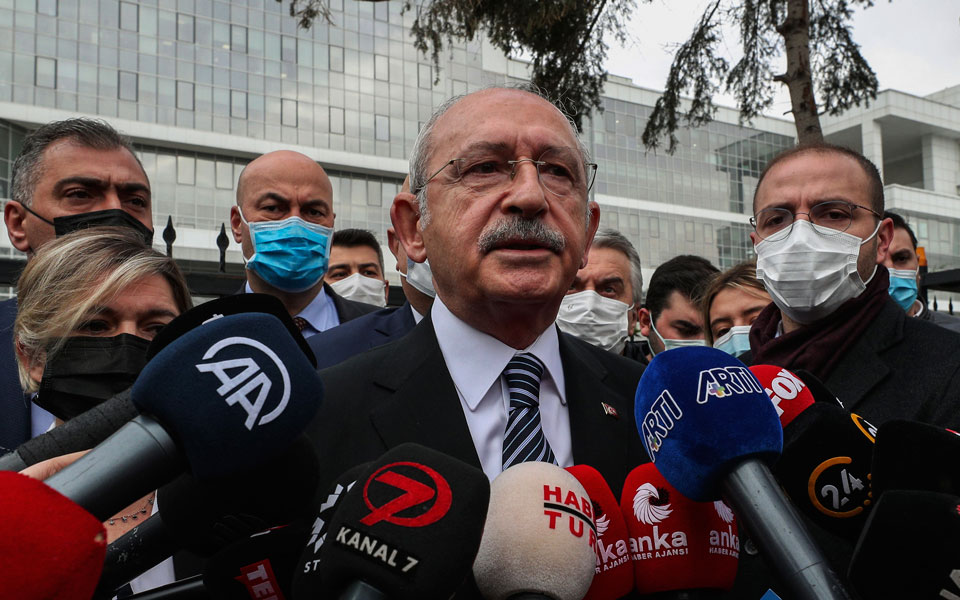 Κιλιτσντάρογλου: Ο Ερντογάν φωνάζει συνθήματα πολέμου – Δεν θα χυθεί αίμα για να ζει σε παλάτια-1