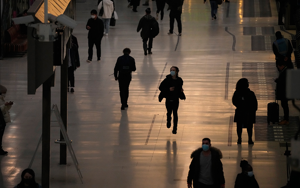 η-ζωή-μετά-την-όμικρον-τι-αποκαλύπτε-561660904