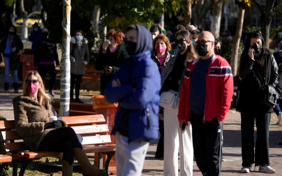 κορωνοϊός-κοντά-στις-50-000-και-σήμερα-τα-κρ-561656968