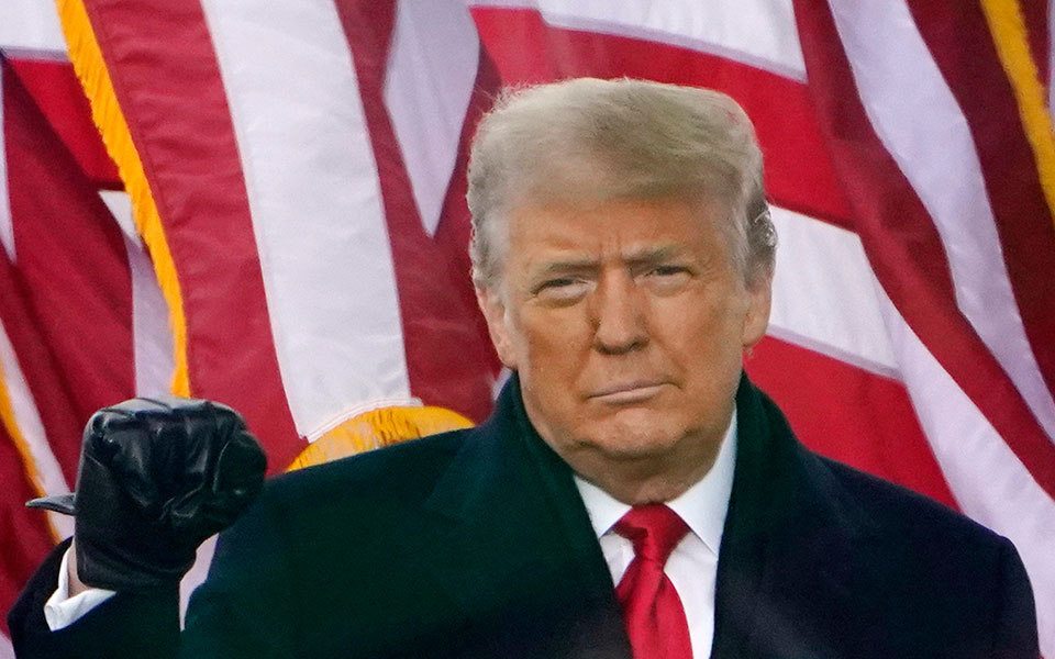 τραμπ-υπέρ-των-εμβολίων-κατά-της-υποχρ-561658279