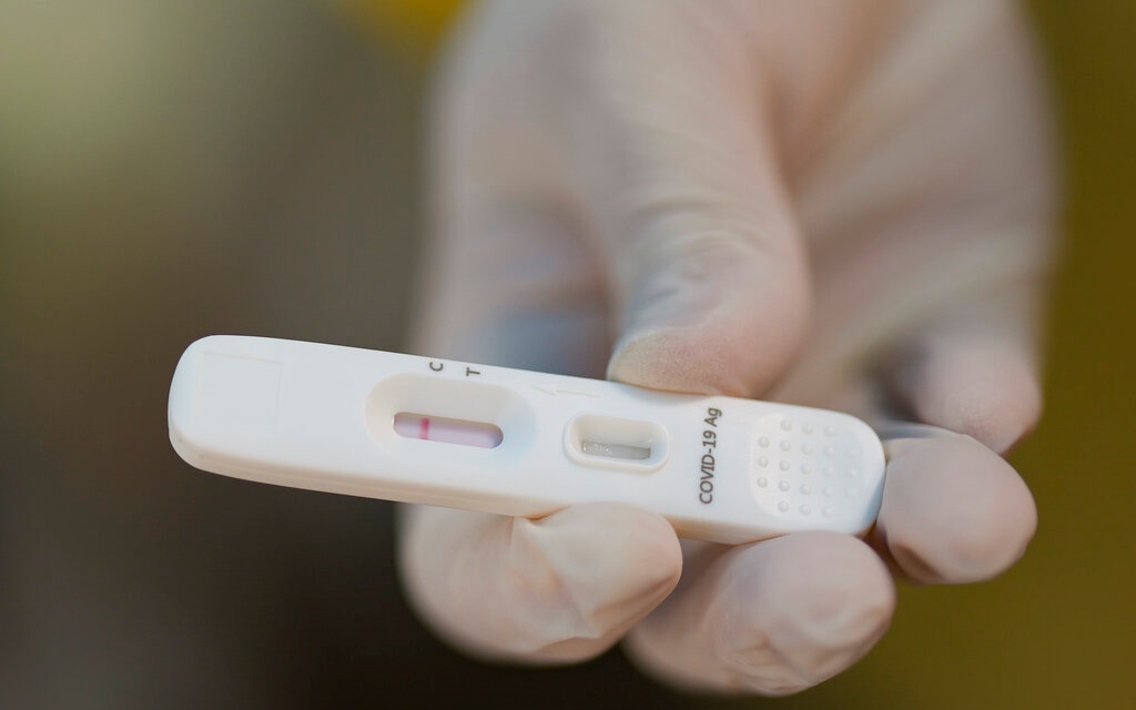 κορωνοϊός-17-960-νέα-κρούσματα-σήμερα-στην-561687913