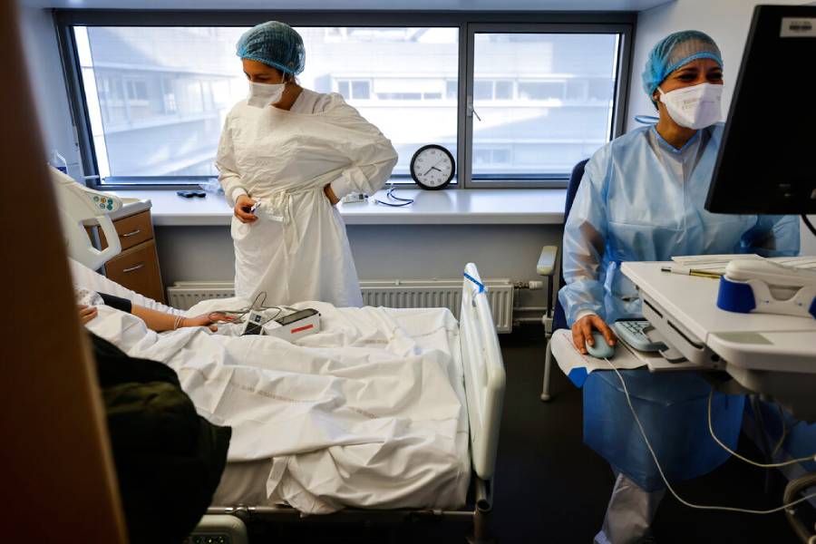 κορωνοϊός-97-ακόμη-θάνατοι-11-124-κρούσματ-561694822