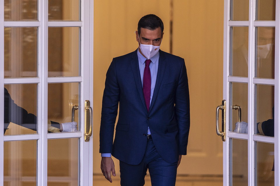 πέδρο-σάντσεθ-σοβαρές-οικονομικές-κυ-561687877