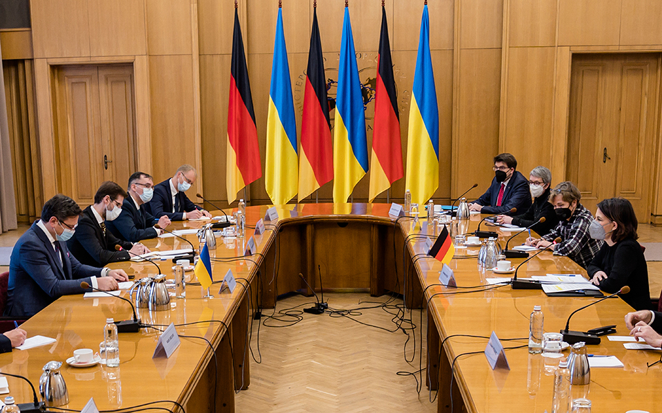 βερολίνο-θα-προσφέρουμε-στην-ουκρανί-561682285