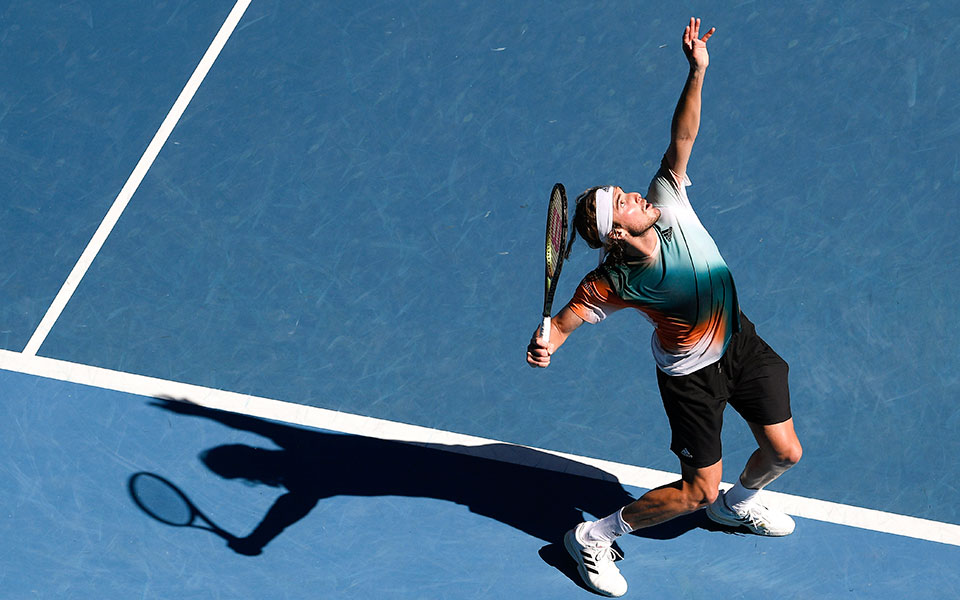 τσιτσιπάς-προκρίθηκε-στον-τρίτο-γύρο-561677857