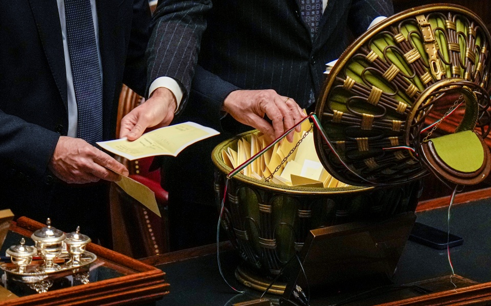 ιταλία-άκαρπη-και-η-δεύτερη-ψηφοφορία-561686251