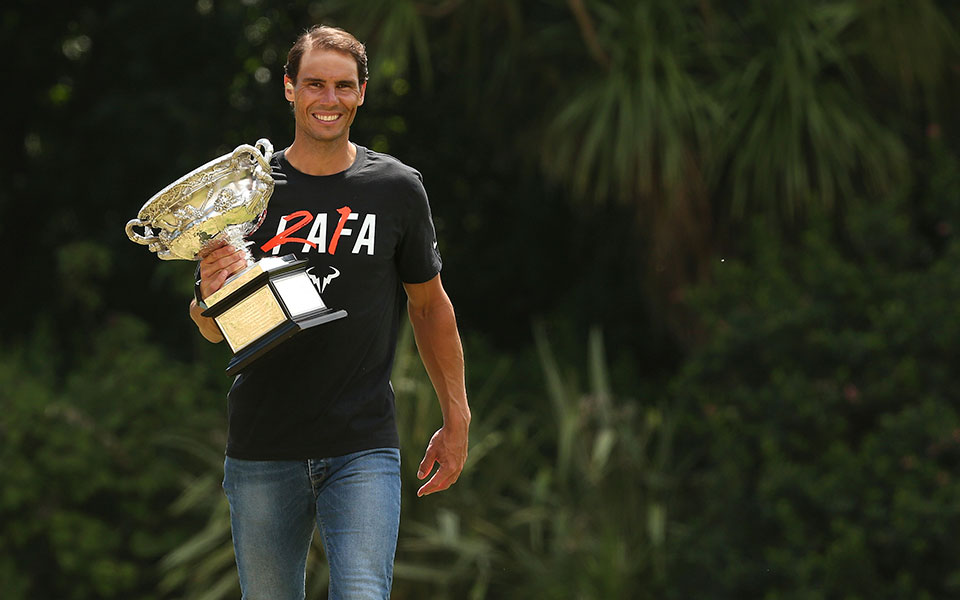 ραφαέλ-ναδάλ-νικώντας-τους-νόμους-της-561695770