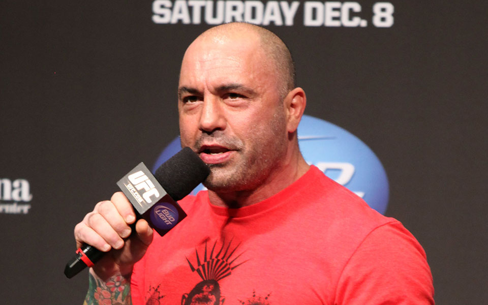 τζο-ρόγκαν-o-αντιεμβολιαστής-που-πυροδ-561695803