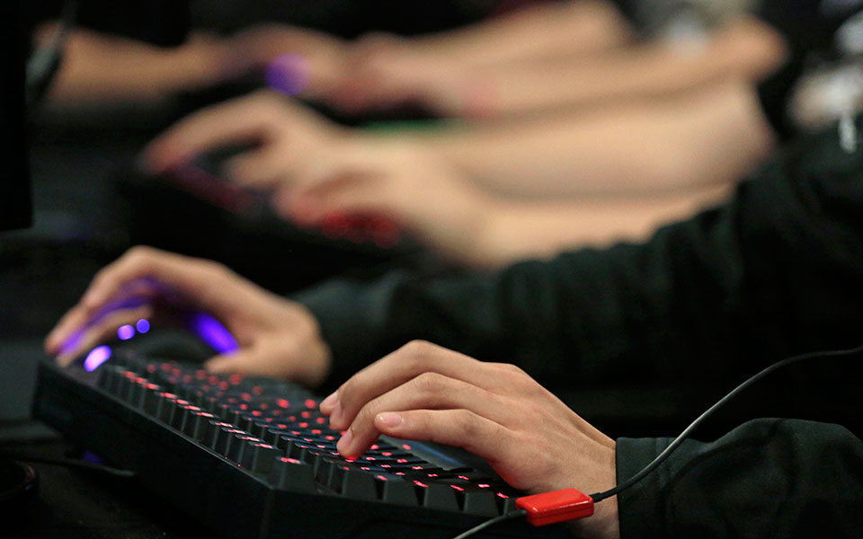 αυτισμός-και-βιντεοπαιχνίδια-561667255