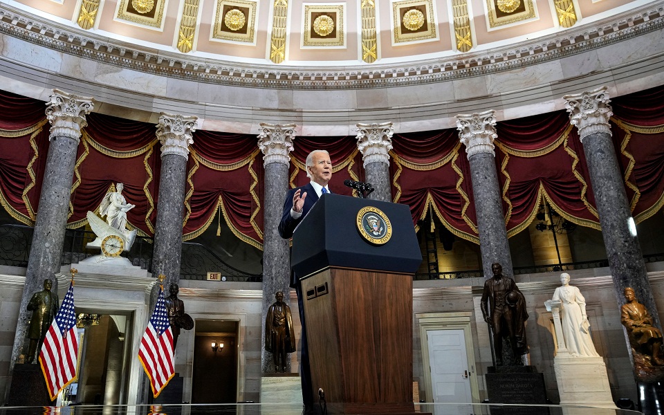 εισβολή-στο-καπιτώλιο-σκληρή-ομιλία-μ-561658558