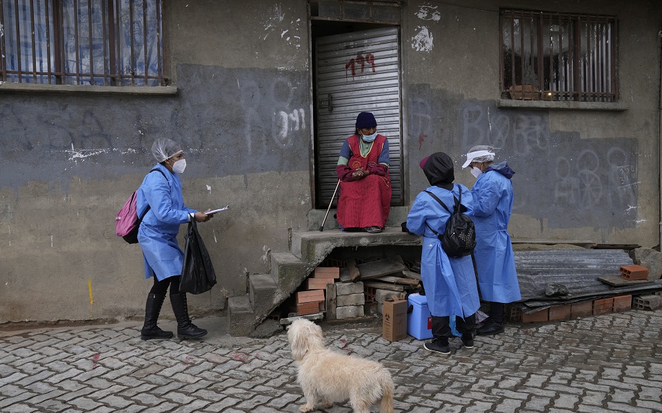 Βολιβία: Πώς τα εμβόλια φθάνουν στην πόρτα των πολιτών στη χώρα των Άνδεων (εικόνες)-2