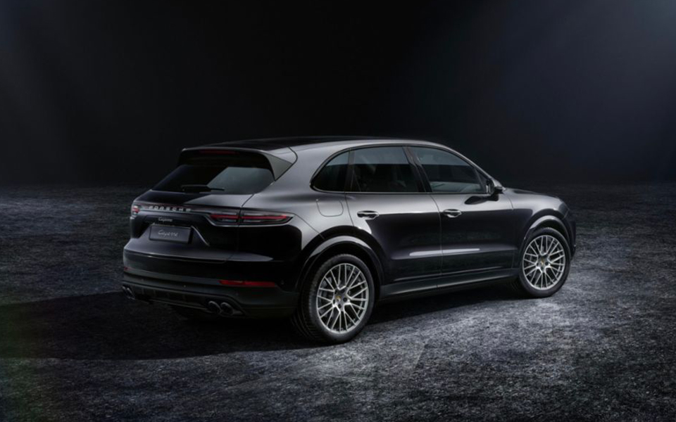 Η νέα Cayenne Platinum Edition-1