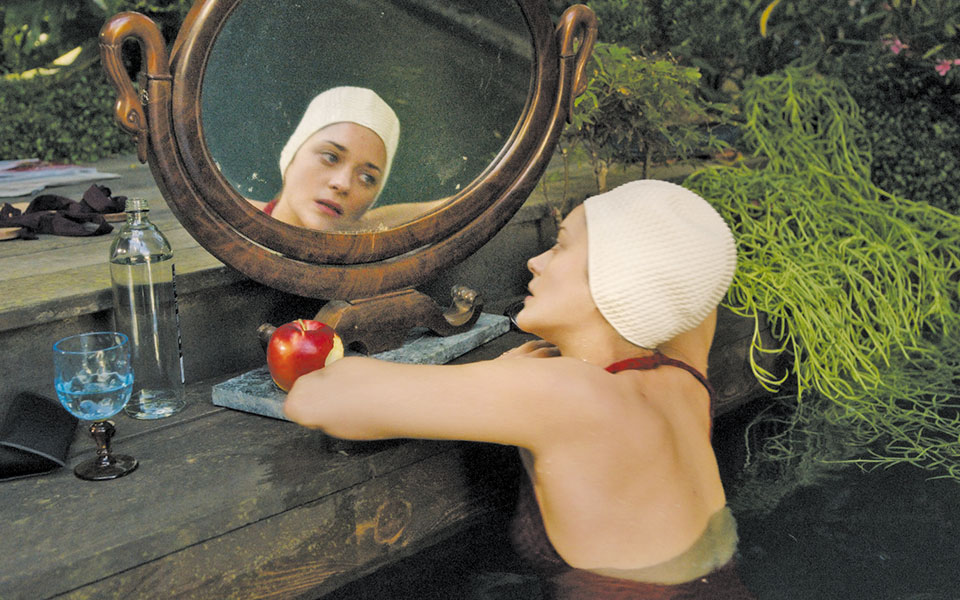 βραβεία-σεζάρ-2022-annette-lost-illusions-aline-υποψήφιε-561687916