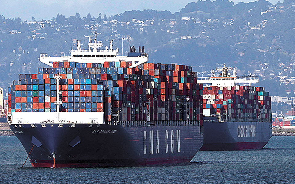 υποχωρούν-οι-ναύλοι-μεταφοράς-εμπορε-561669277
