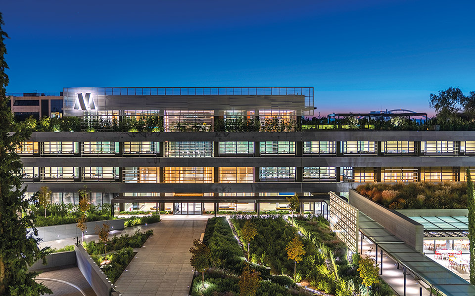 μια-επιτυχημένη-χρονιά-για-τη-mytilineos-561662176