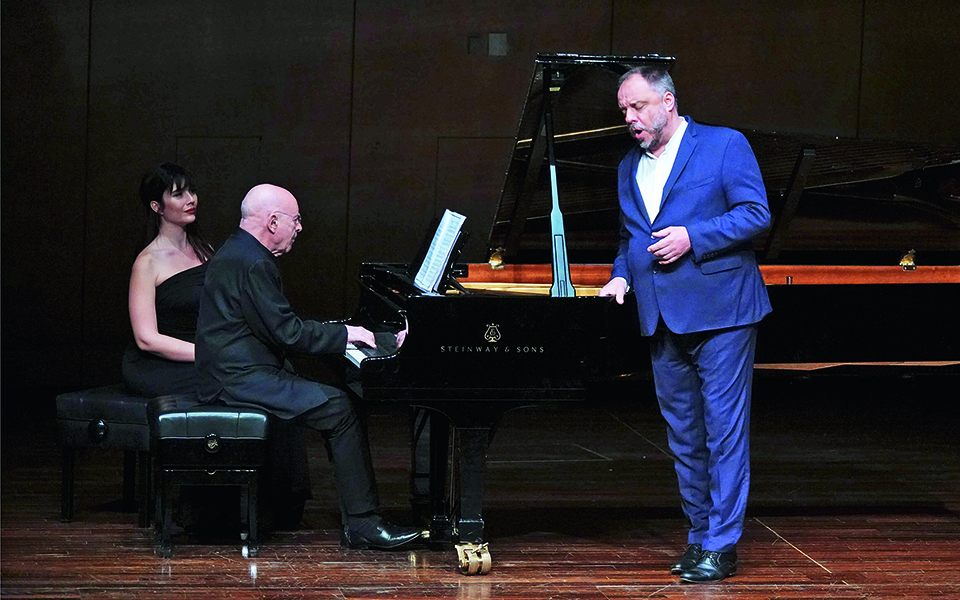 χειμωνιάτικο-ταξίδι-συγκινητικό-ό-561654088