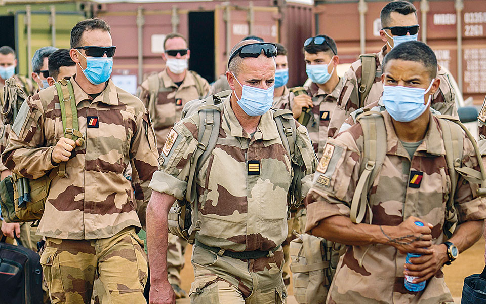 οι-ηπα-στηρίζουν-τη-γαλλία-στην-αφρική-561669358