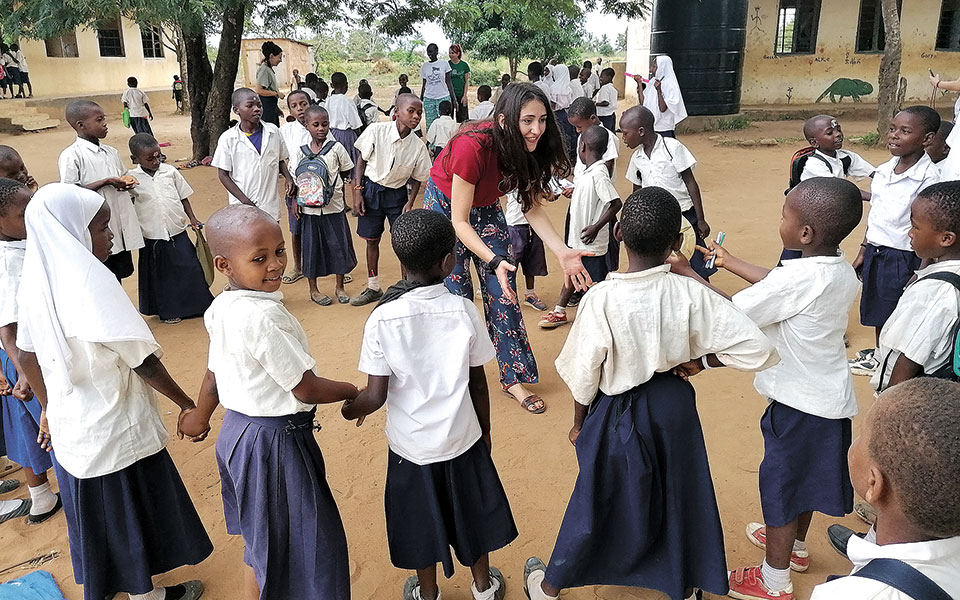 ενα-φτωχό-χωριό-πλούσιο-σε-καρδιές-561682894