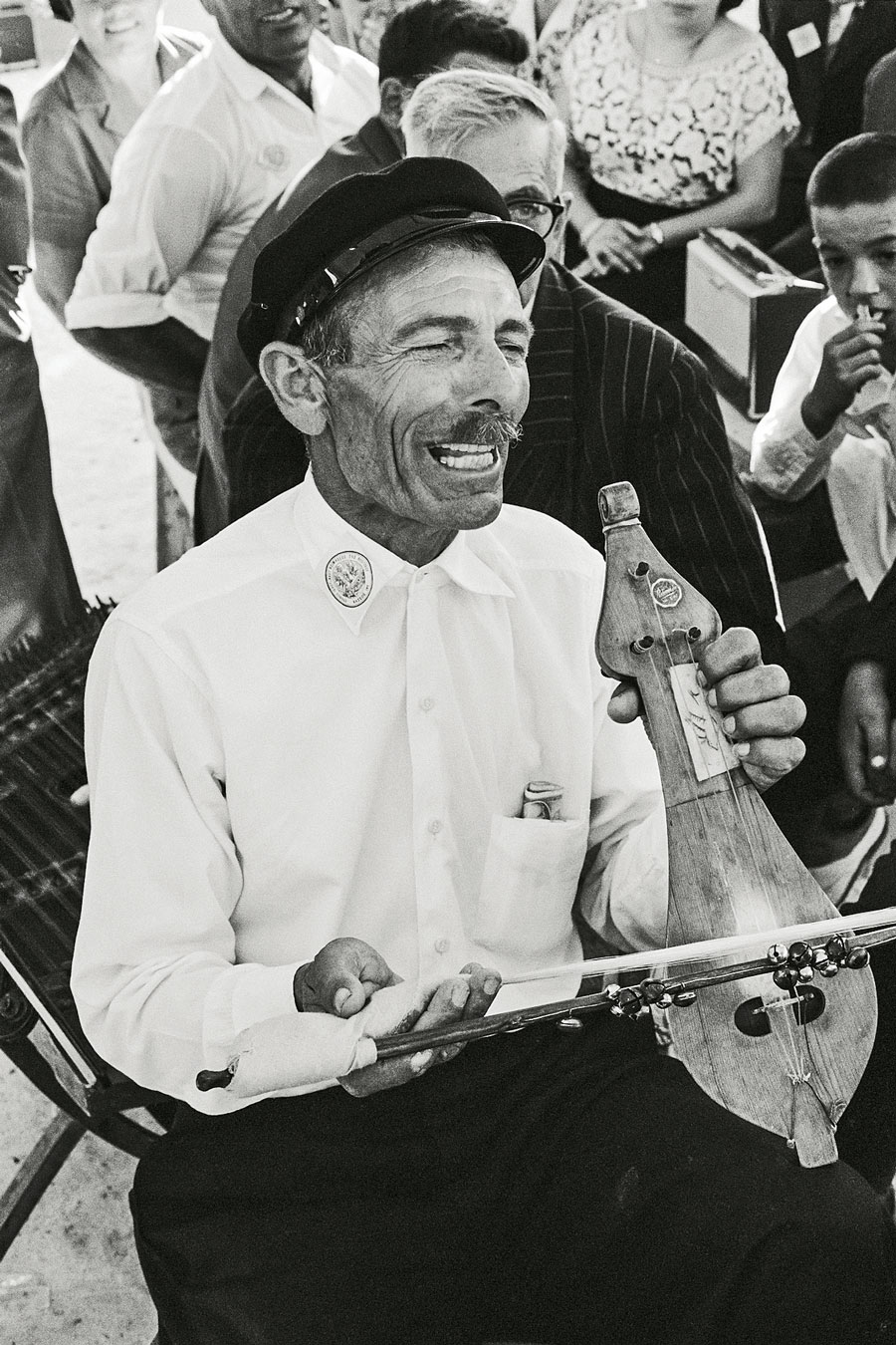 Η Κάσος με τη ματιά του Ρόμπερτ Μακέιμπ-1