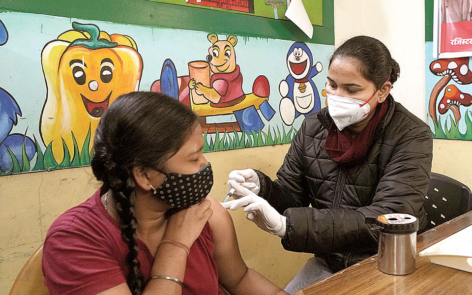 το-εμβολιαστικό-χάσμα-απειλή-νέας-μετ-561688936