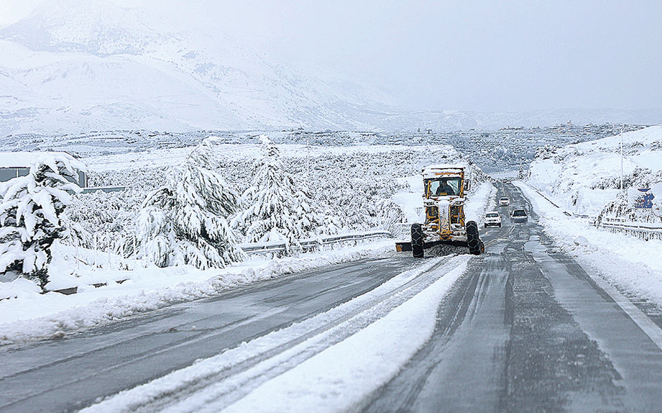 υπεύθυνη-ενημέρωση-για-τον-καιρό-δύο-561689038