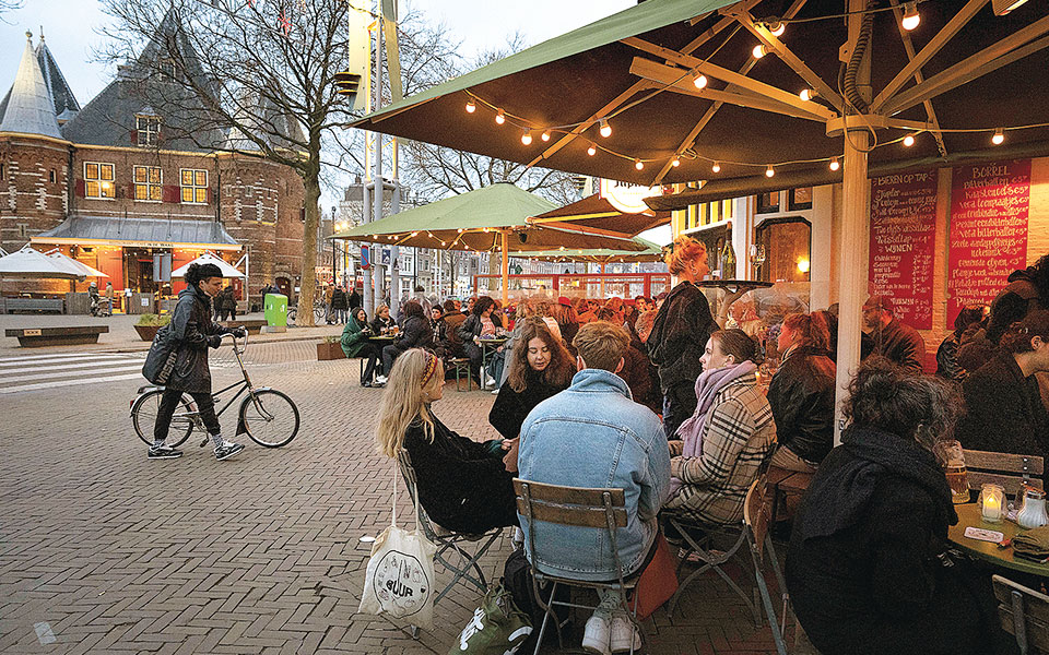 κορωνοϊός-ευρώπη-βήματα-προς-την-κα-561690907