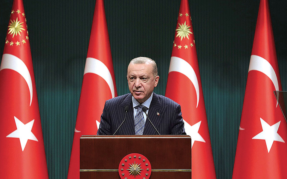 στοχοποιεί-την-αθήνα-ο-ερντογάν-561690847