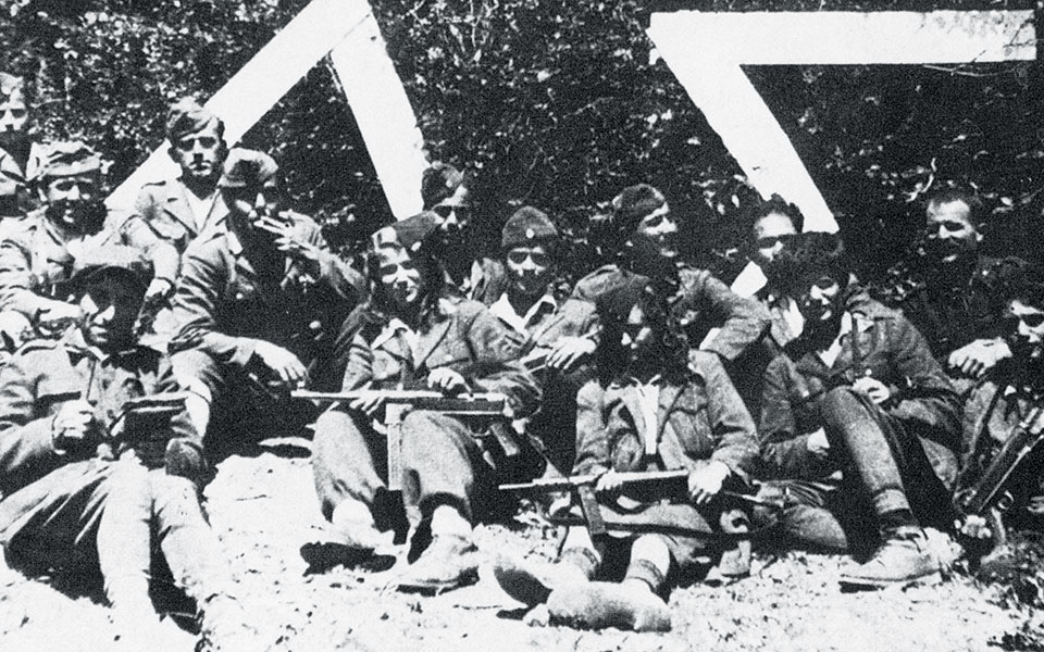 Διαβάστε στην «Καθημερινή της Κυριακής»-3