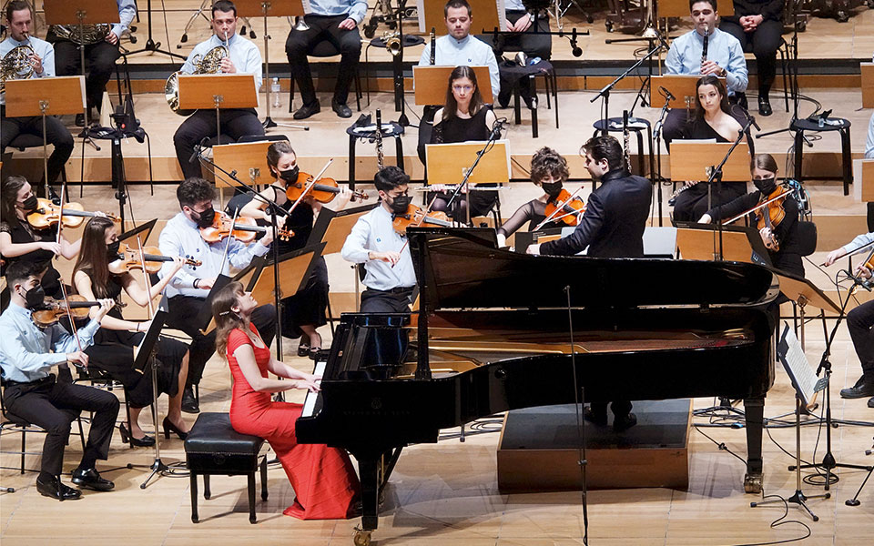 ορμή-και-νεανικός-ενθουσιασμός-στη-συ-561661819