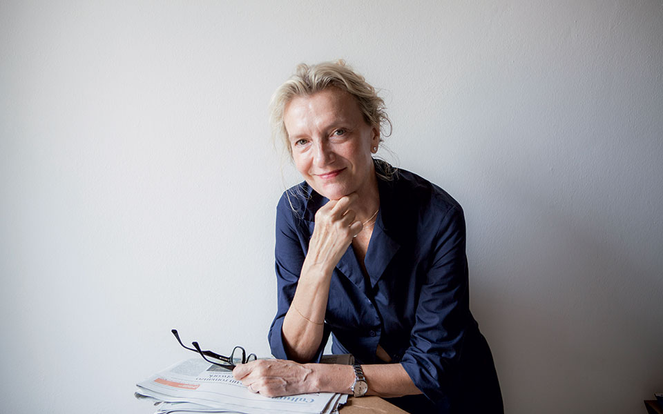 όλα-γίνονται-στο-μυθιστόρημα-της-ε-561676570