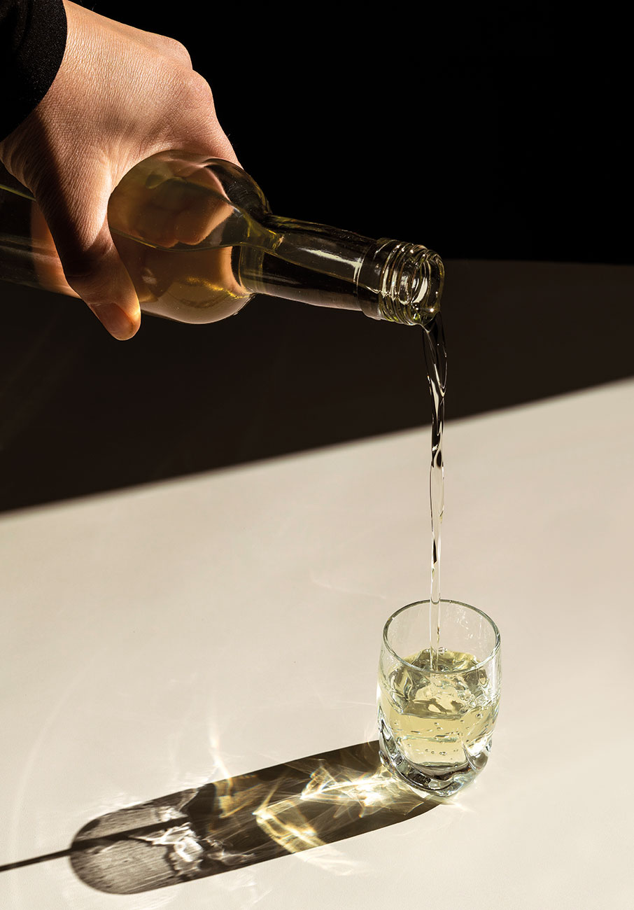 Κορωνοϊός: Μας έριξε (περισσότερο) στο αλκοόλ η πανδημία;-1