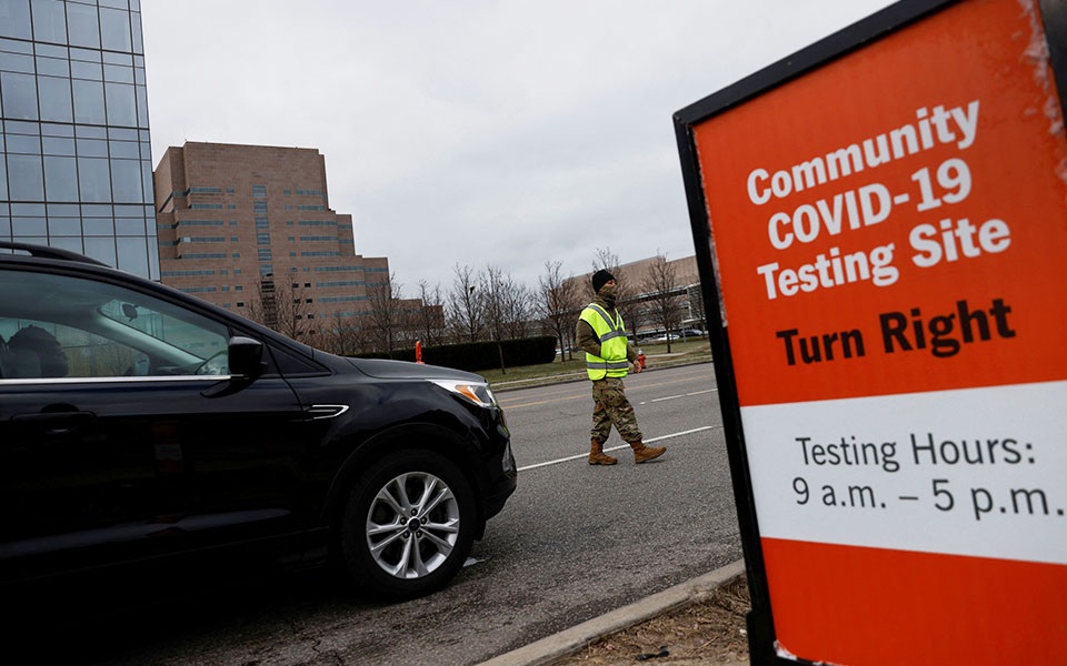 κορωνοϊός-δανοί-επιστήμονες-βλέπουν-561655384