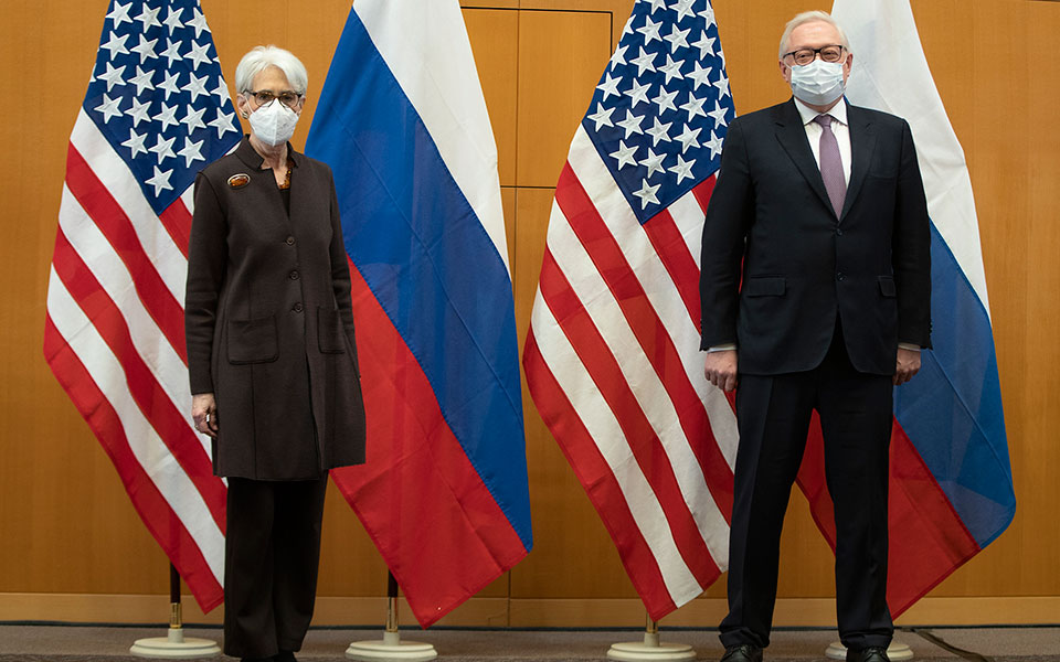 συνομιλίες-δύσης-ρωσίας-θετικά-σημ-561664084