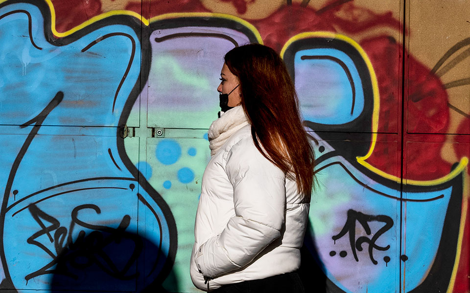 Η Ευρώπη μαθαίνει να ζει με τον κορωνοϊό-1