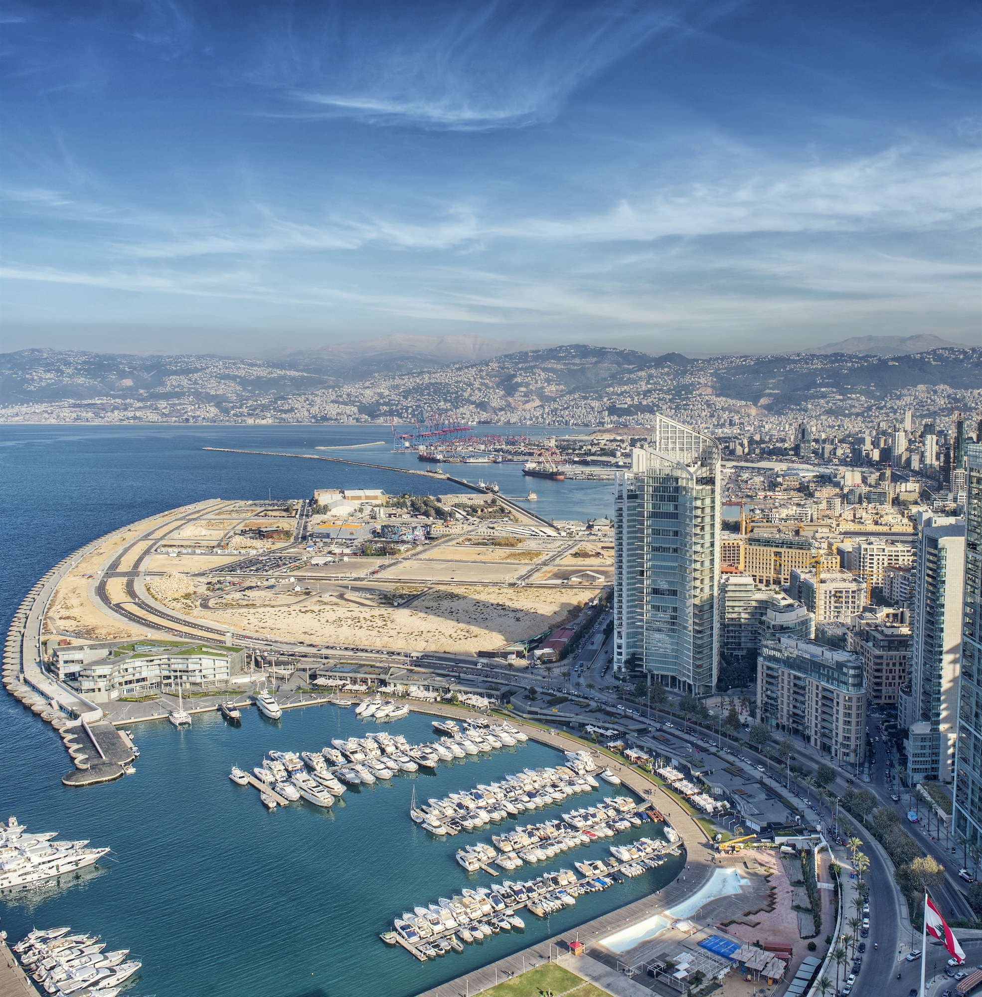 η-ελίτ-του-λιβάνου-υπεύθυνη-για-την-ύφε-561686914