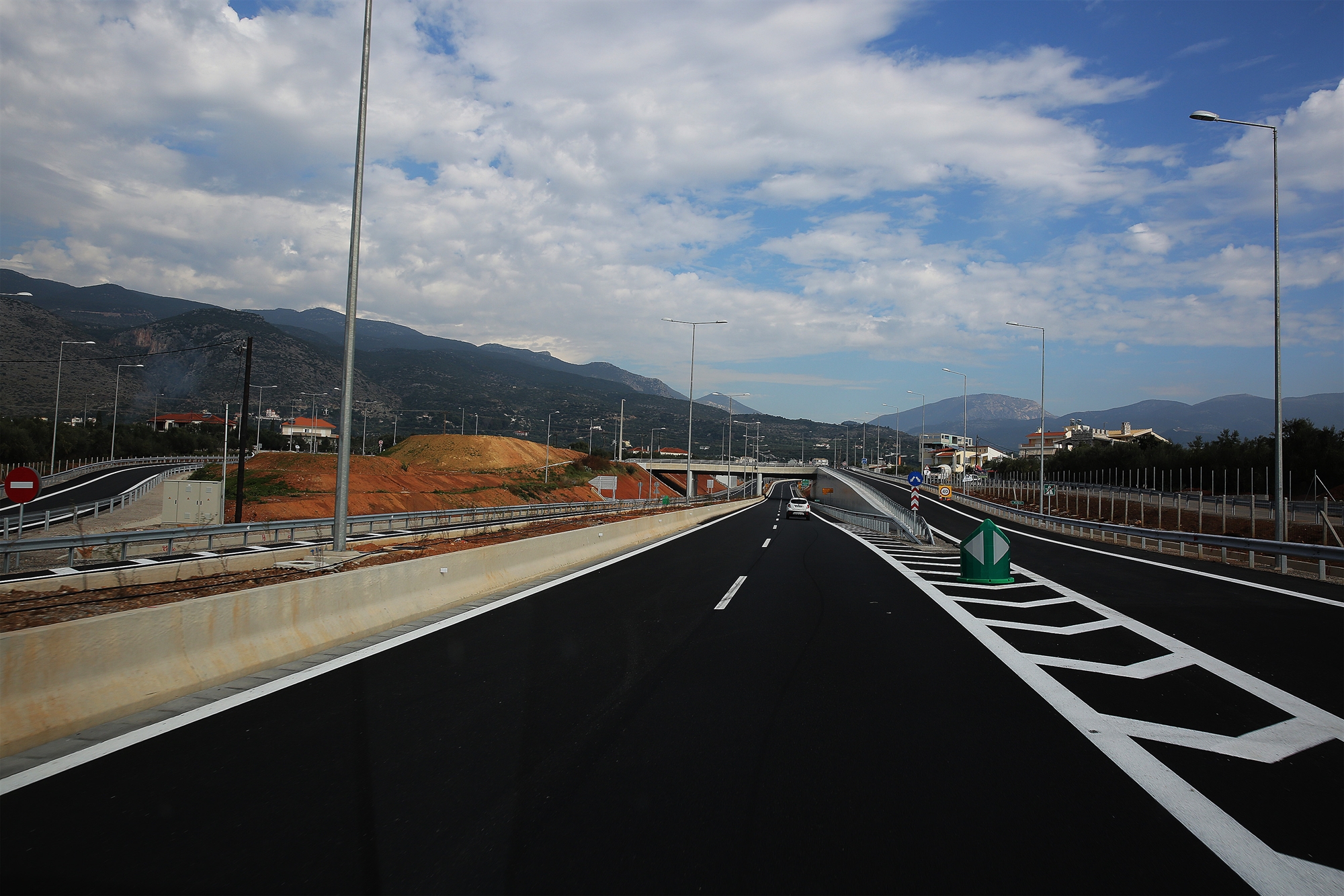 διαγωνισμοί-για-οδικά-έργα-14-δισ-ευρώ-561684901