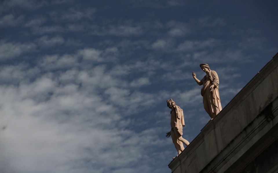 πολύ-καλός-ο-καιρός-και-αύριο-με-ηλιοφά-561653278