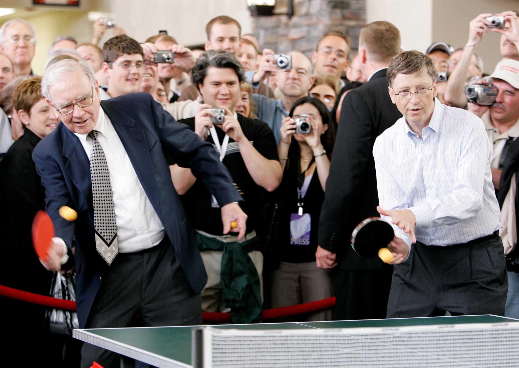 φορολογήστε-μας-ζητούν-102-κροίσοι-561677578