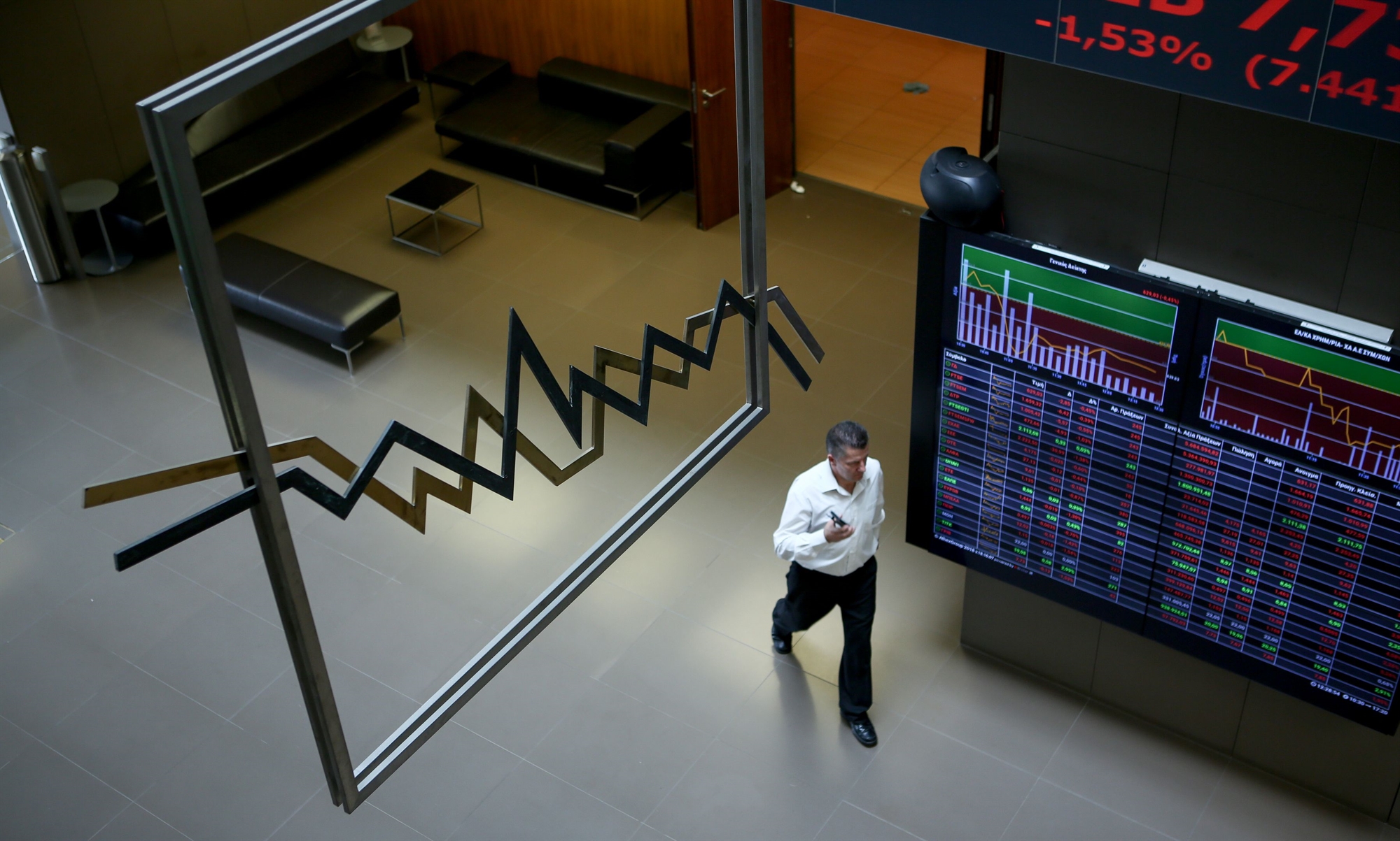 έντονες-πιέσεις-στην-ευρώπη-μεγάλη-πτ-561684967