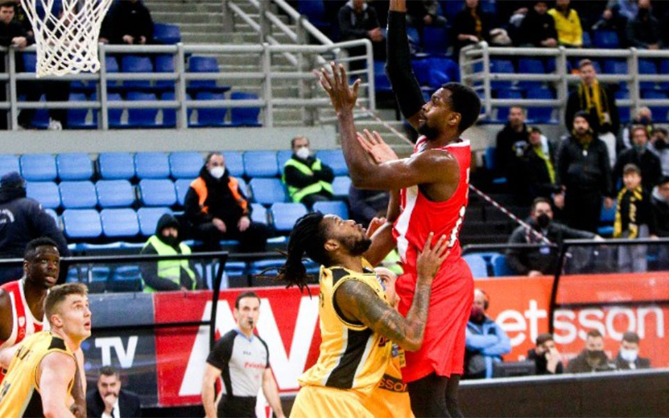 ολυμπιακός-αεκ-ανατροπή-από-το-16-με-υπ-561694486