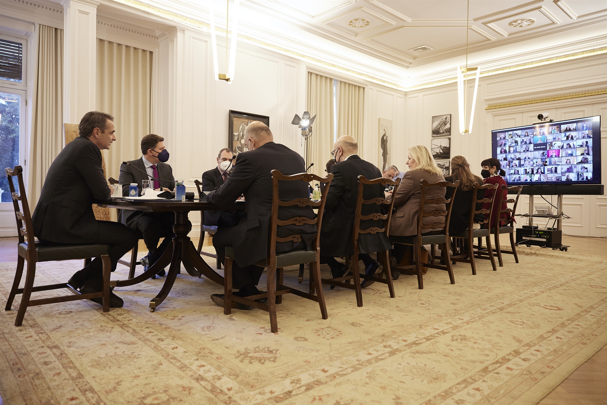 διπλό-μήνυμα-προς-άγκυρα-561678745