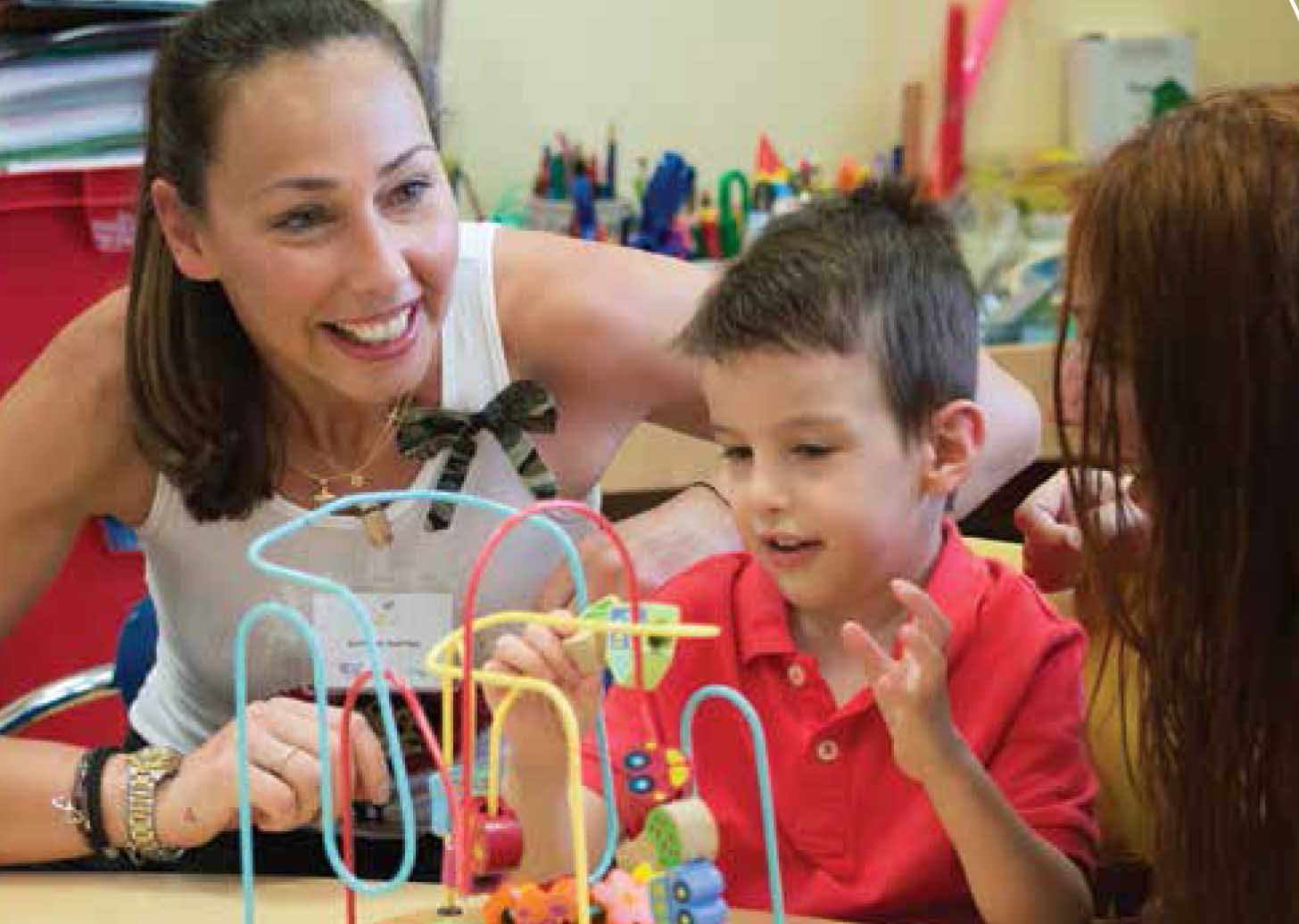 Ογδόντα καλλιτέχνες δίνουν το χέρι τους στα παιδιά της «Πόρτας Ανοιχτής»-2