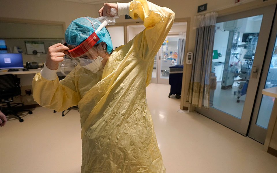 κορωνοϊός-19-584-κρούσματα-78-θάνατοι-583-διασω-561694273