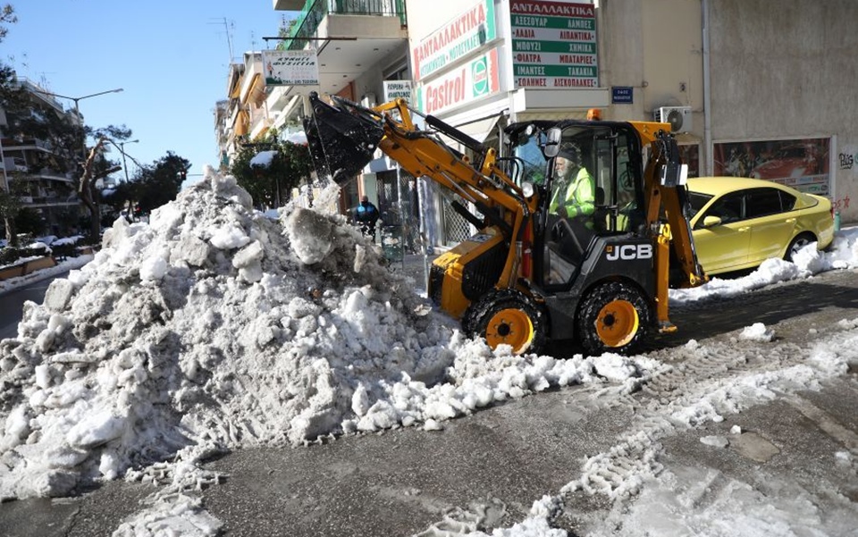 κακοκαιρία-ελπίδα-με-τηλεργασία-την-π-561687670