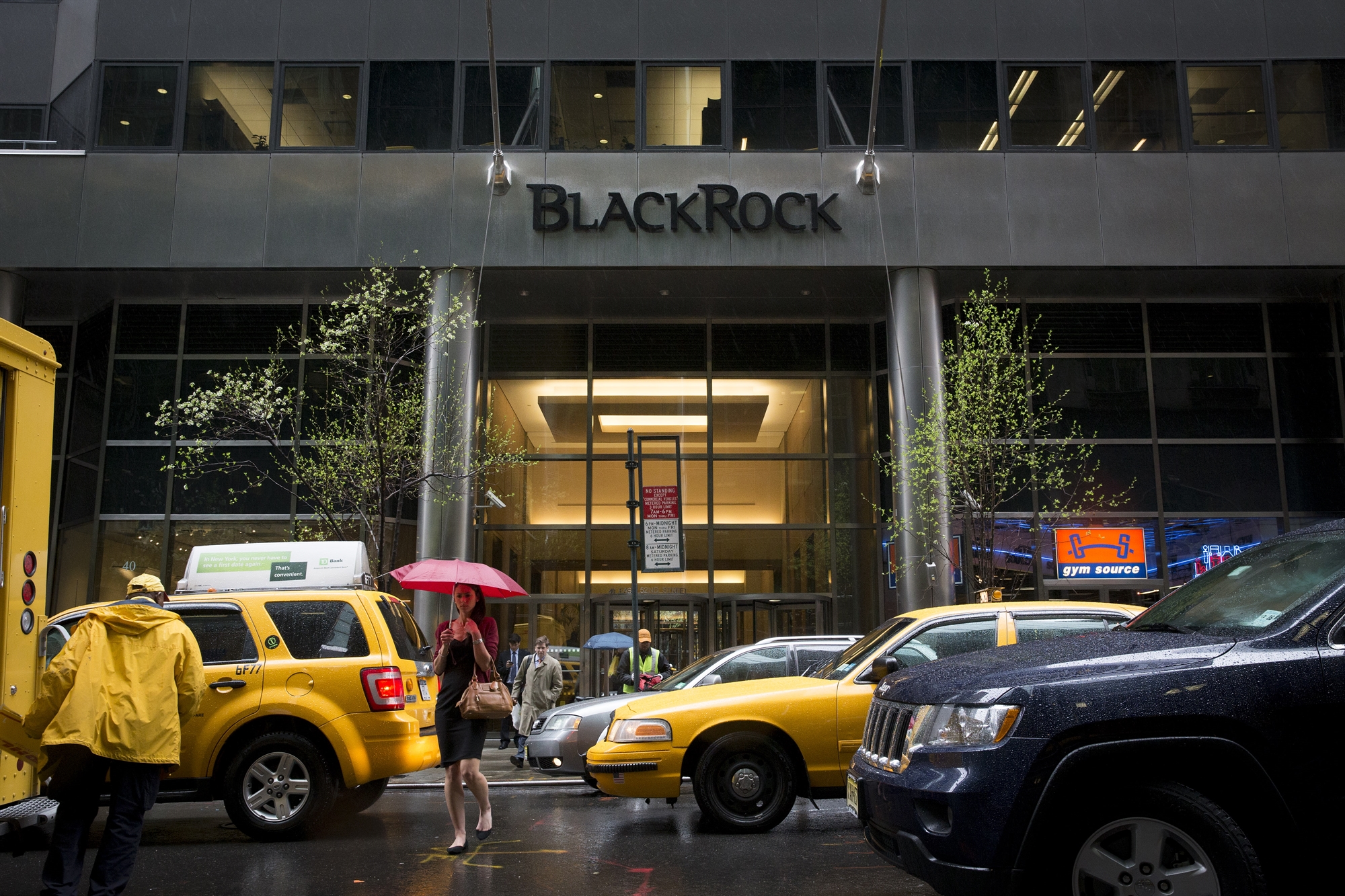 κεφάλαια-10-τρισ-διαχειρίζεται-η-blackrock-561670495