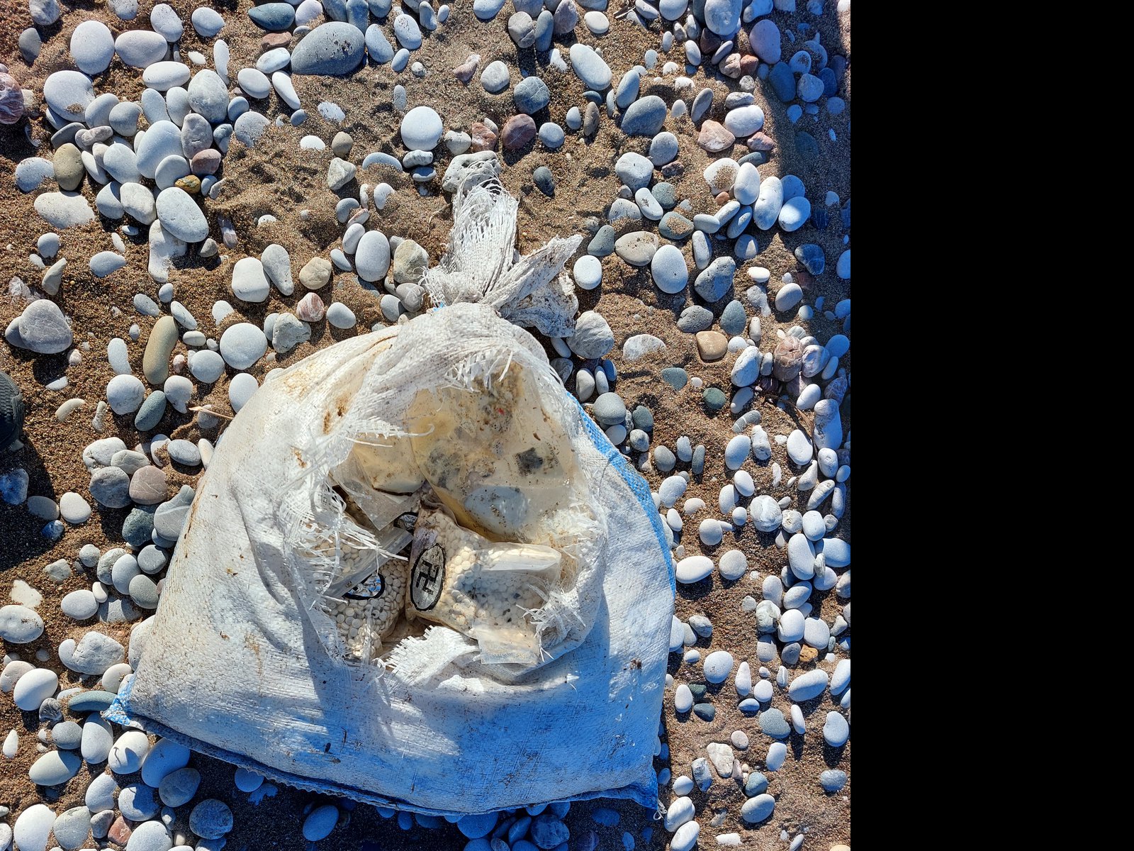 Ρόδος: Εντοπίστηκαν εκατοντάδες χιλιάδες «χάπια των τζιχαντιστών» μέσα σε συσκευασίες με σβάστικα-1