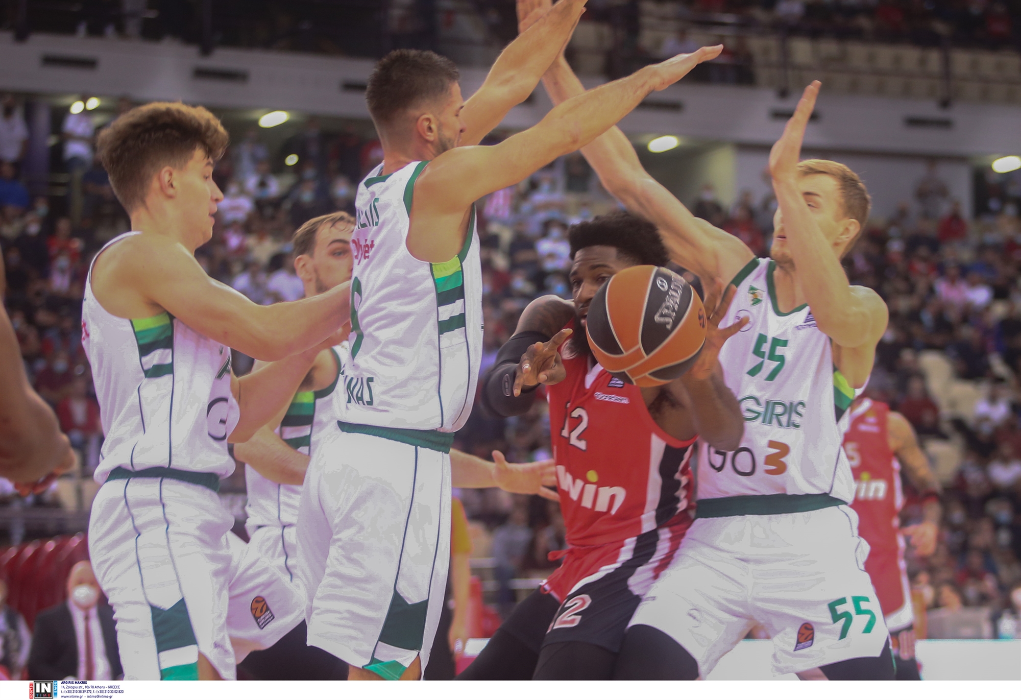 ευρωλίγκα-μάχη-με-τον-χρόνο-και-τις-ανα-561654934