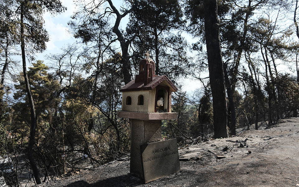 τραγωδία-στον-βόλο-οδηγός-έπεσε-σε-εικ-561667660