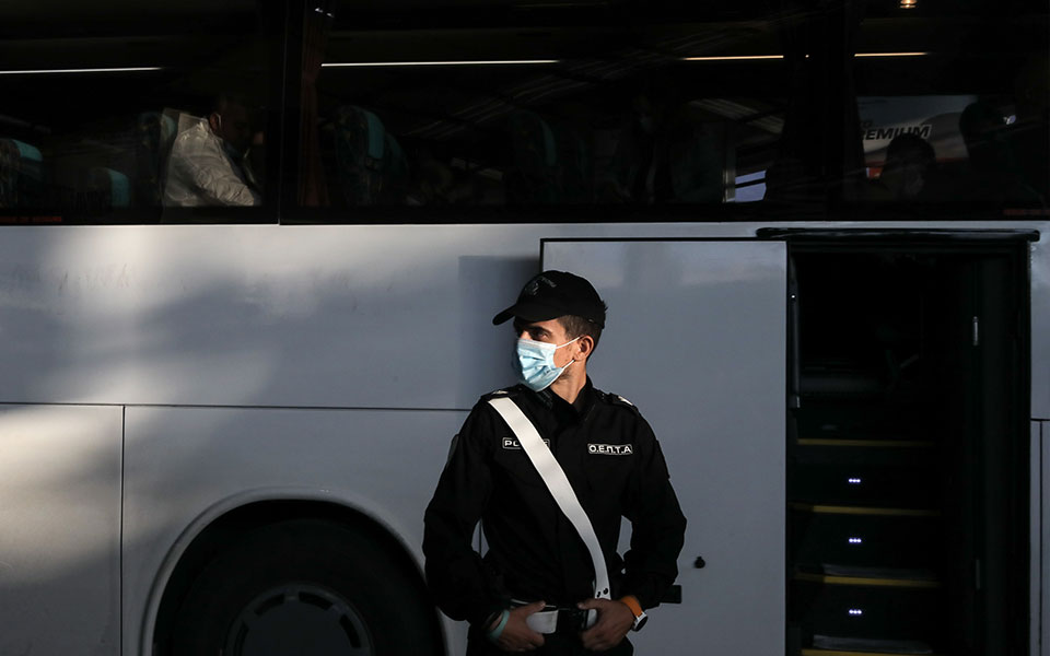 μείωση-στα-κρούσματα-κορωνοϊού-στην-ε-561663802