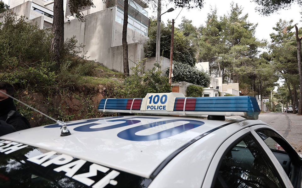 εξαρθρώθηκε-συμμορία-που-πουλούσε-ακ-561676156